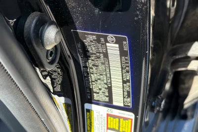2022 Toyota Camry Hybrid SE