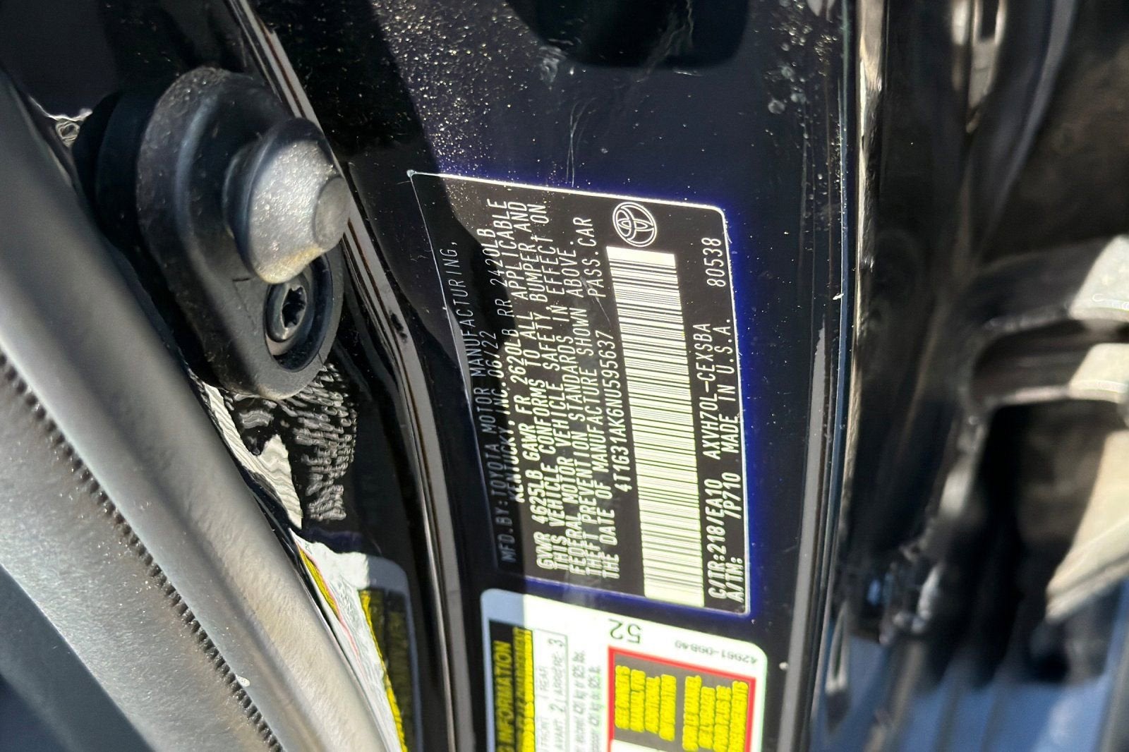 2022 Toyota Camry Hybrid SE