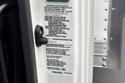 2025 Chevrolet Low Cab Forward 4500 Base