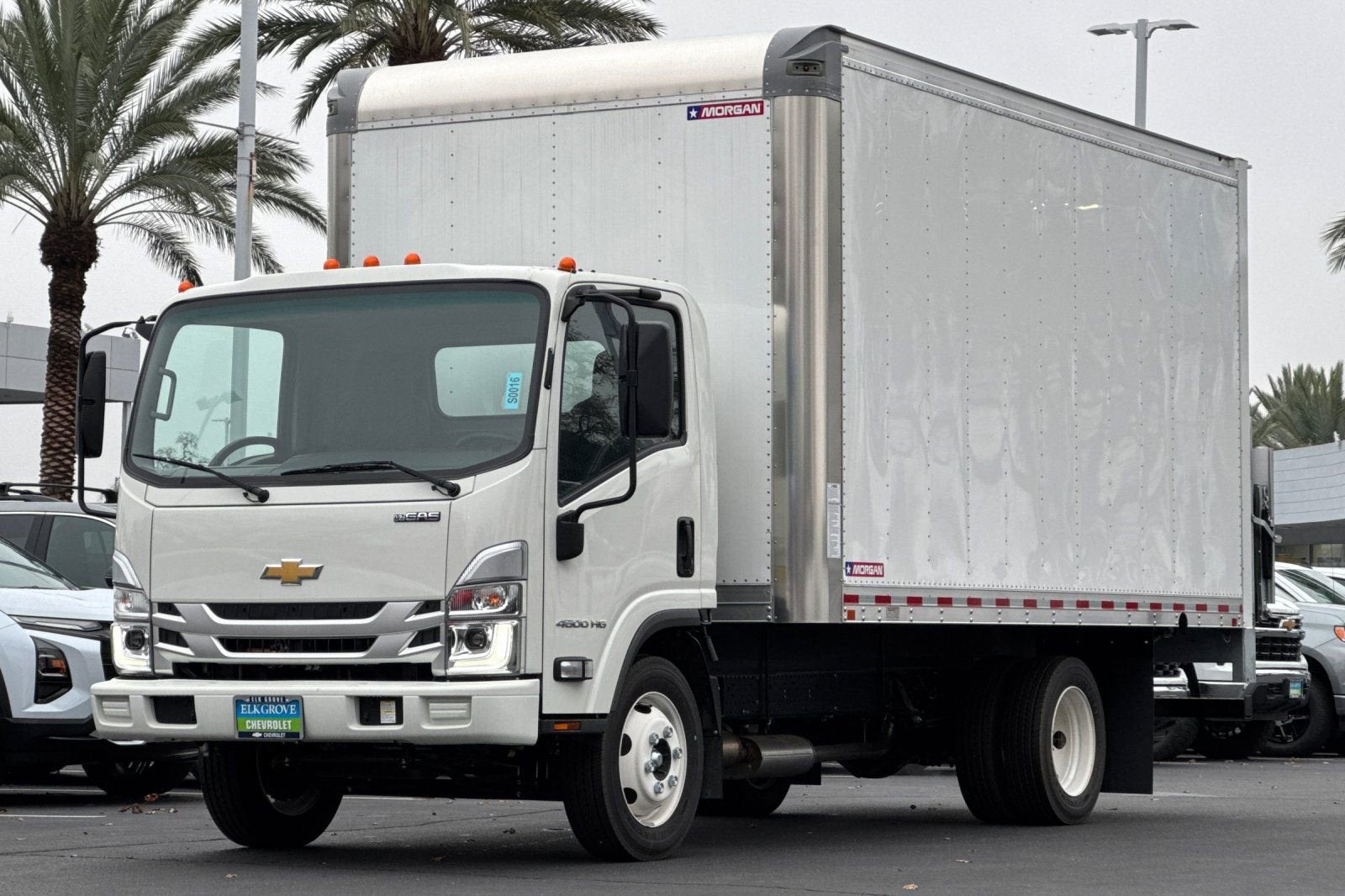 2025 Chevrolet Low Cab Forward 4500 Base