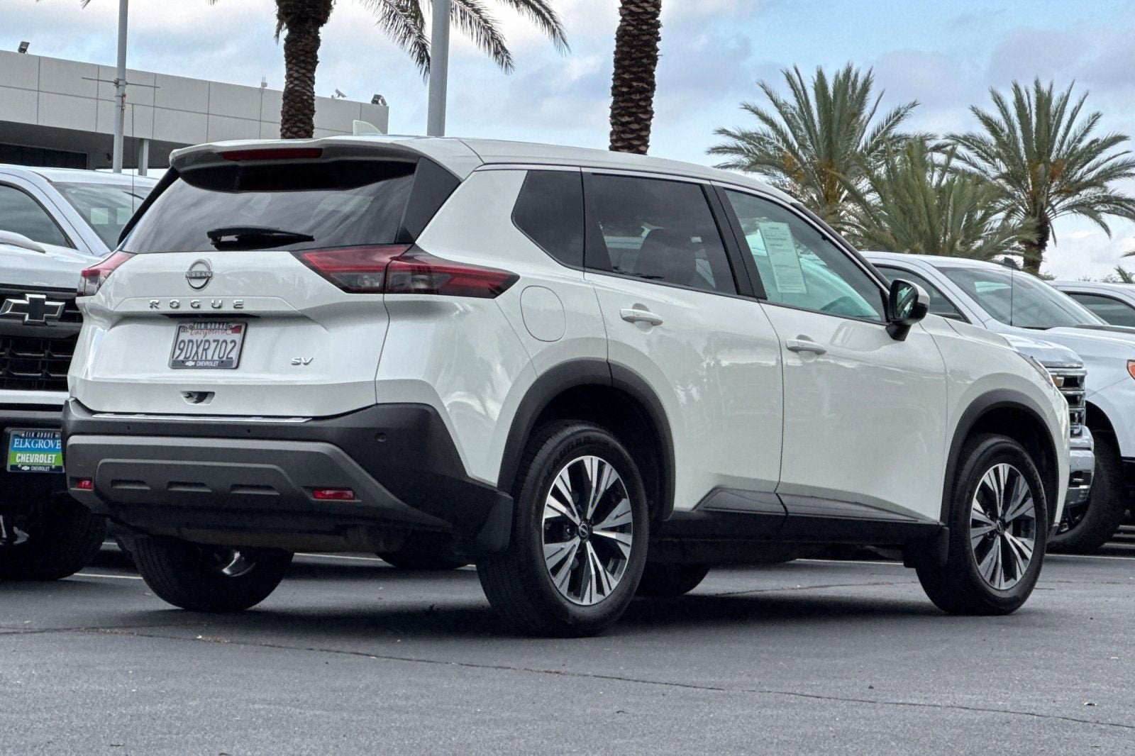 2023 Nissan Rogue SV