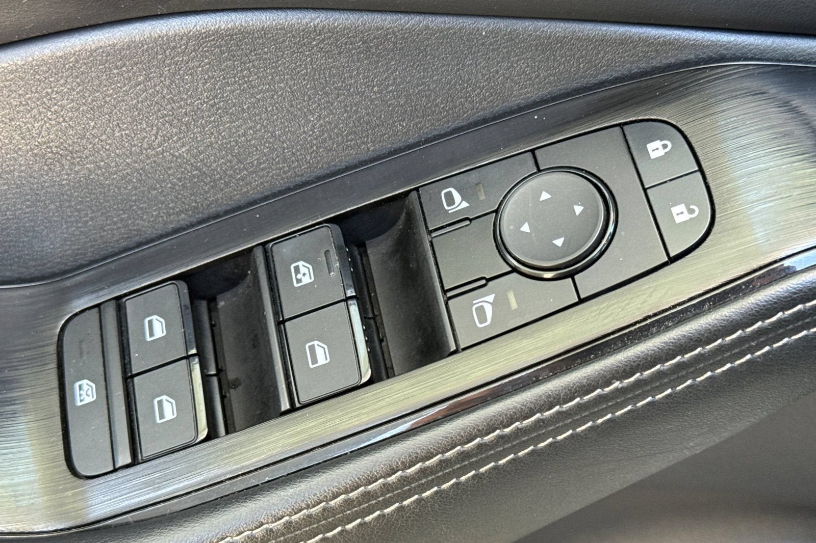 2024 Nissan Rogue SV FWD