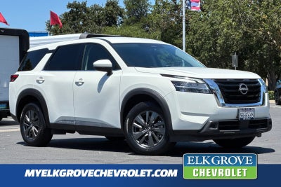 2022 Nissan Pathfinder S 4WD