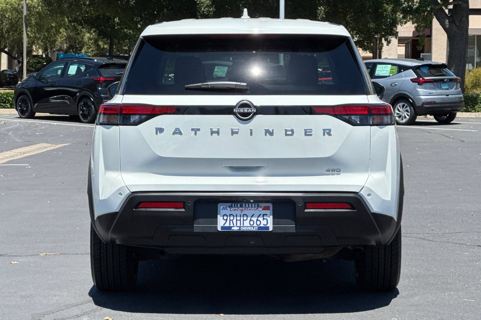 2022 Nissan Pathfinder S 4WD