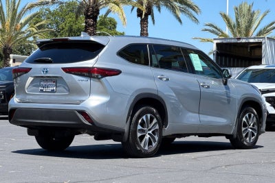 2021 Toyota Highlander Hybrid XLE