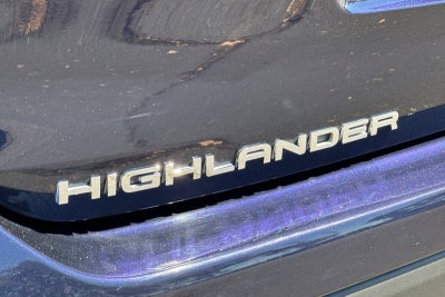 2023 Toyota Highlander LE