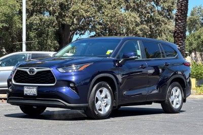 2023 Toyota Highlander LE