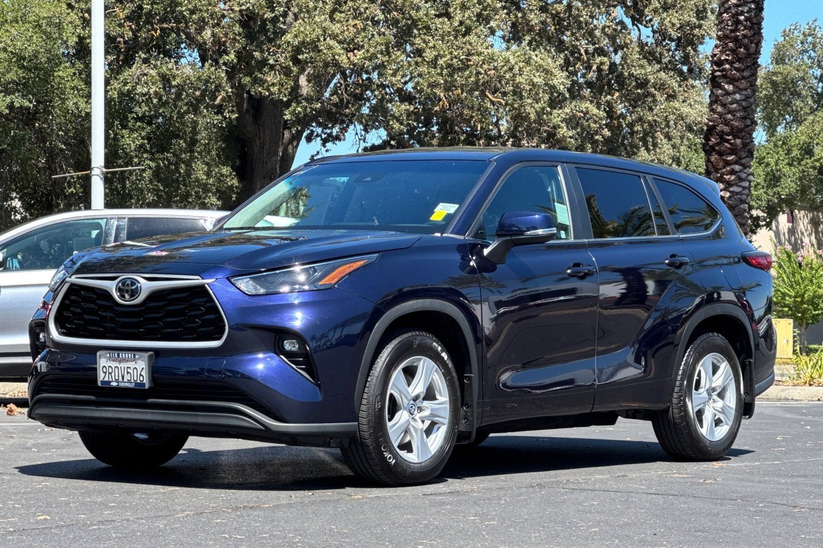 2023 Toyota Highlander LE