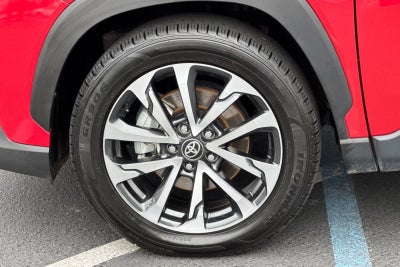 2024 Toyota Corolla Cross XLE