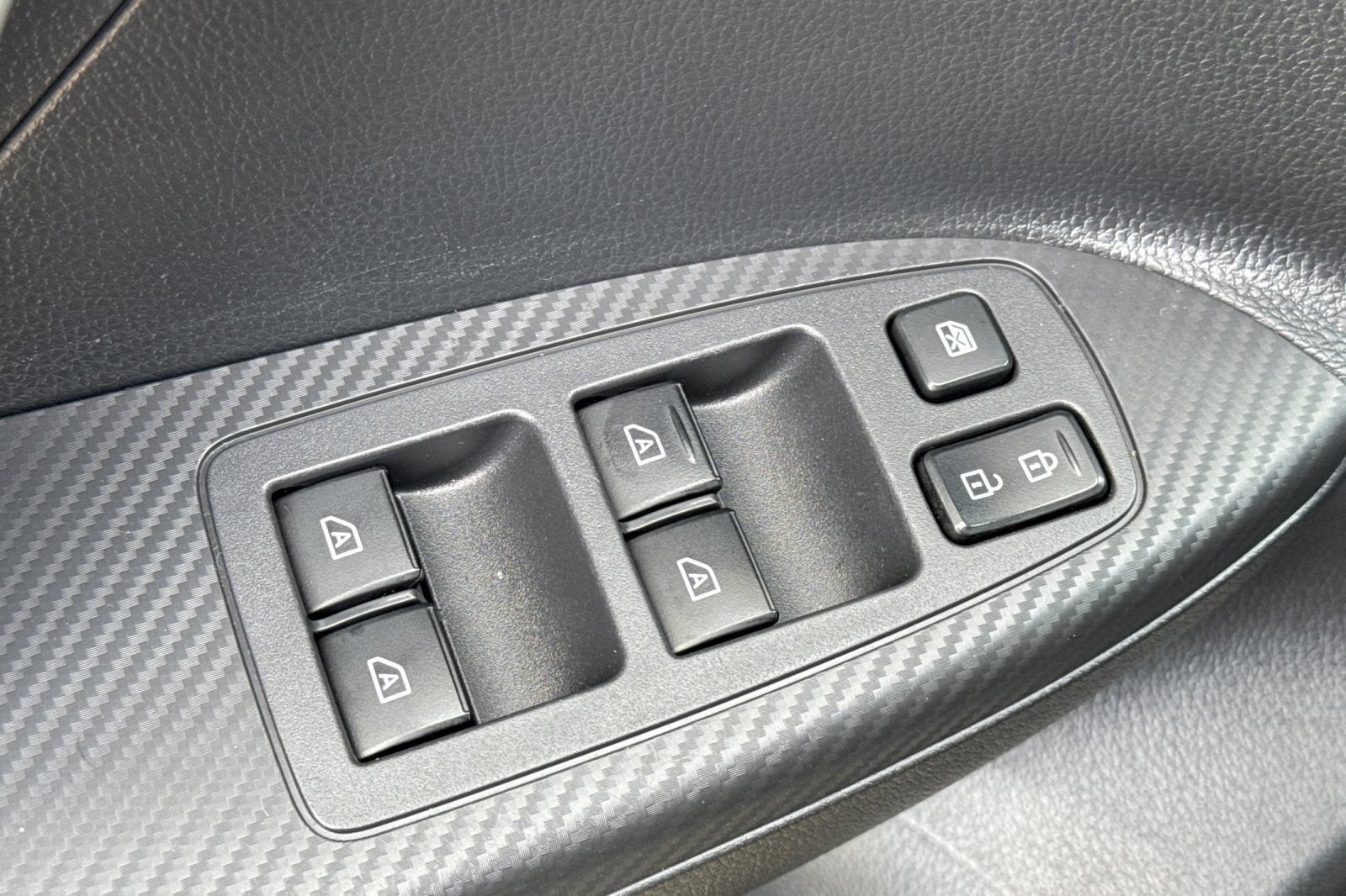 2023 Mitsubishi Eclipse Cross SE