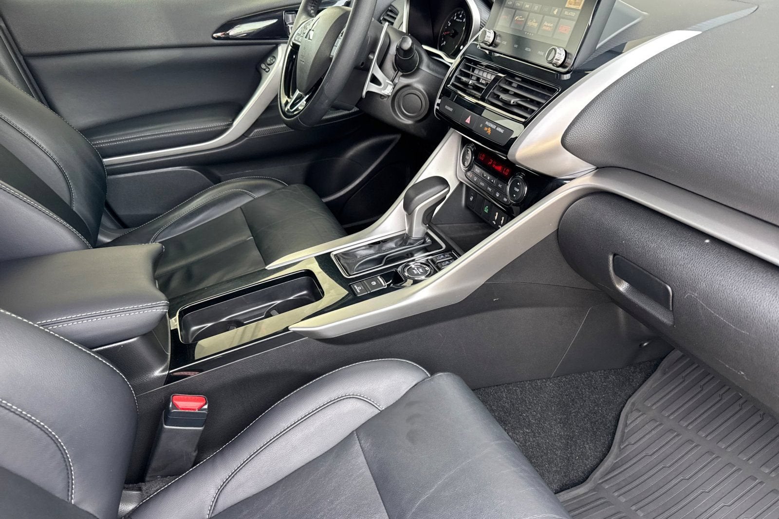2023 Mitsubishi Eclipse Cross SE