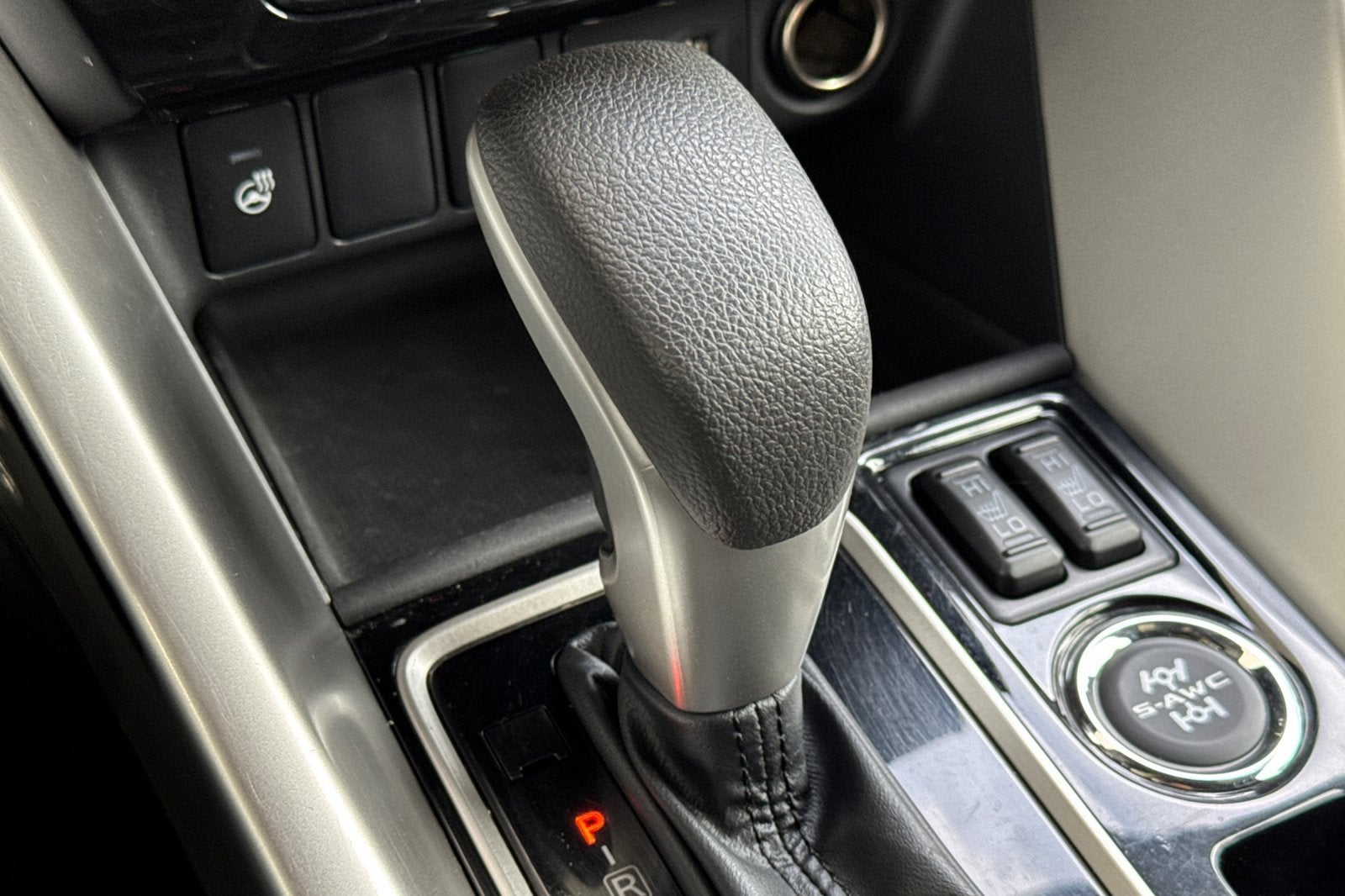 2023 Mitsubishi Eclipse Cross SE