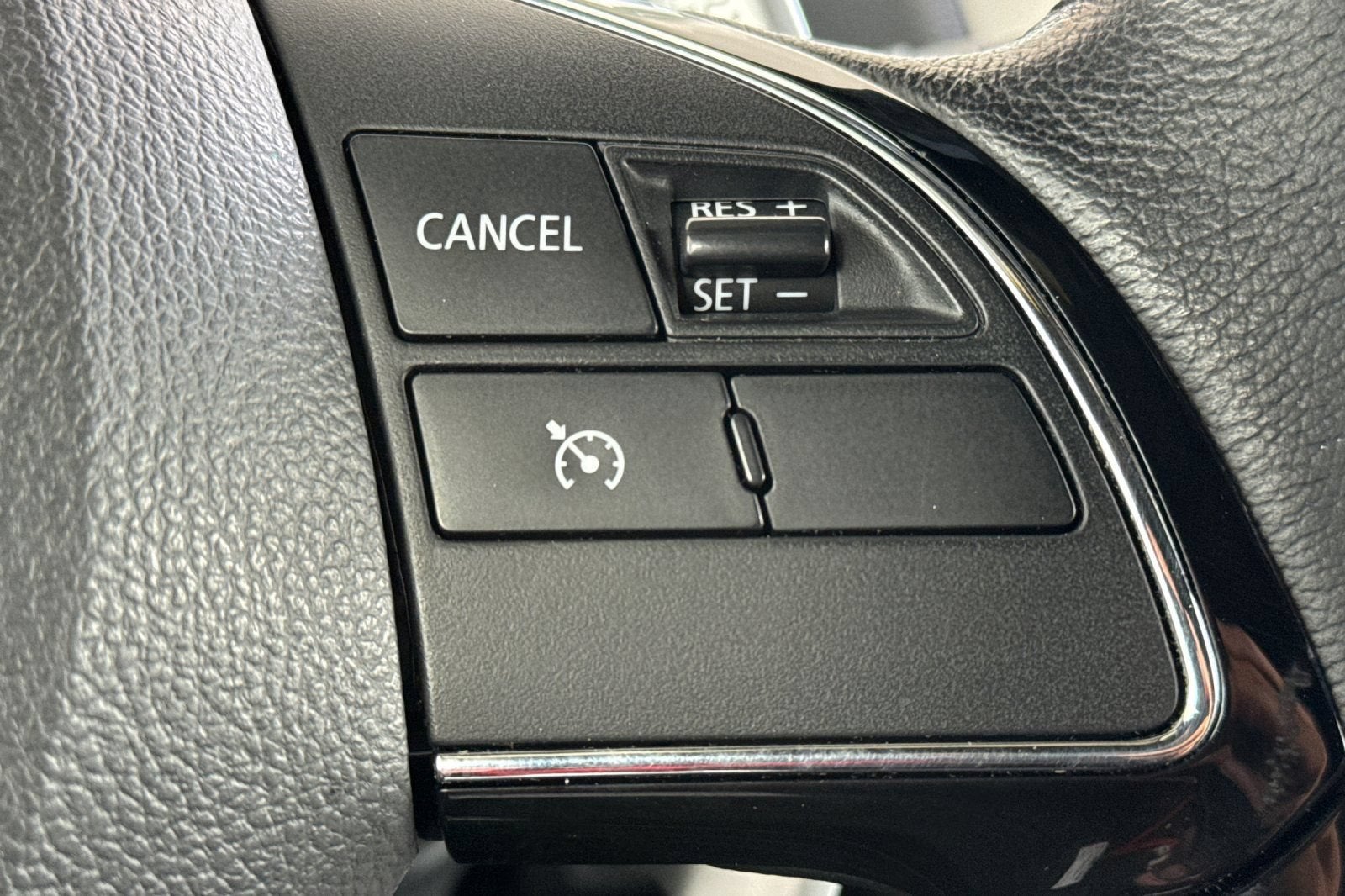 2023 Mitsubishi Eclipse Cross SE
