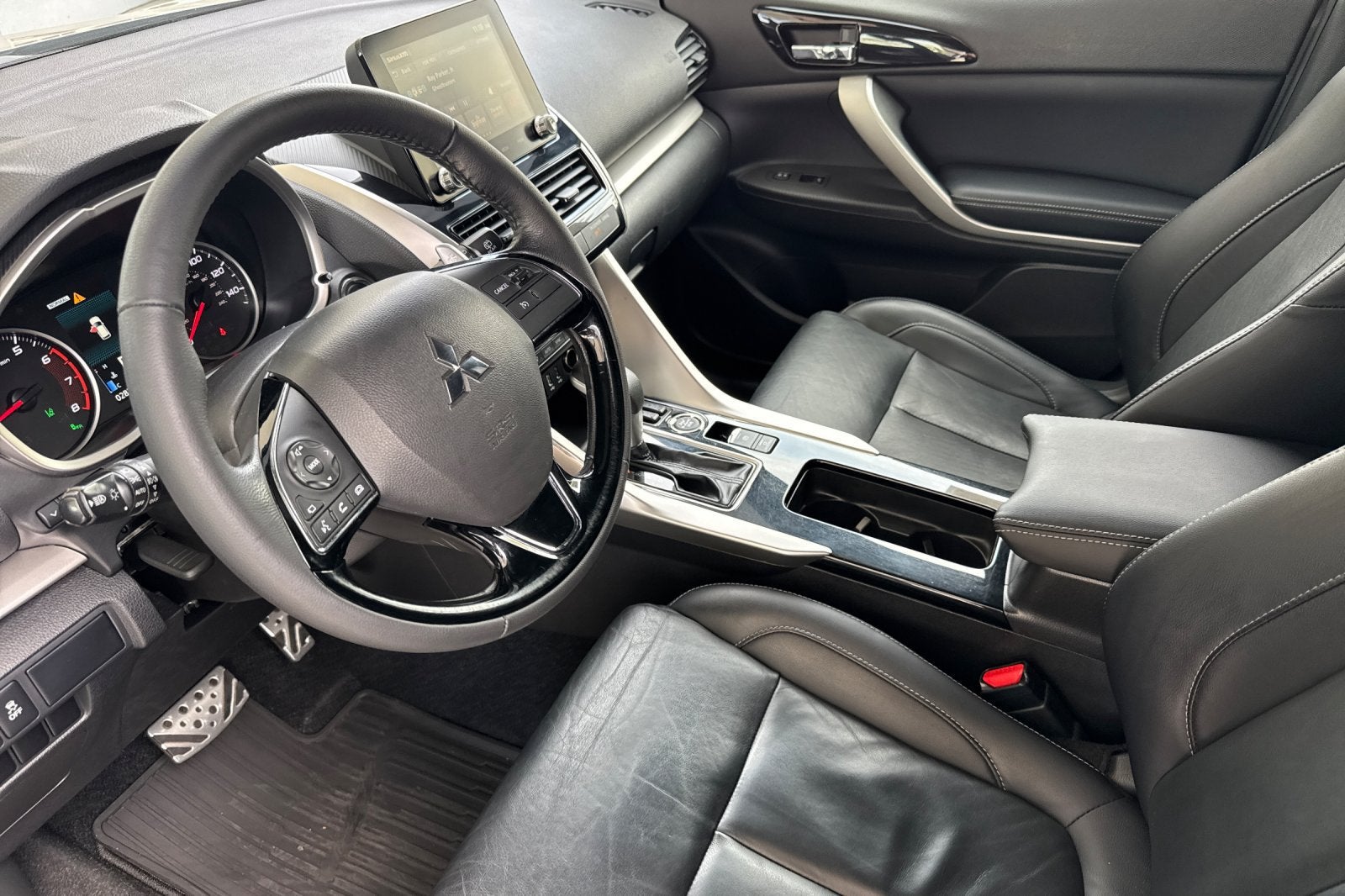 2023 Mitsubishi Eclipse Cross SE