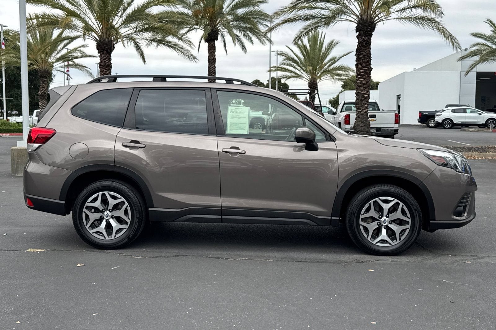 2023 Subaru Forester Premium
