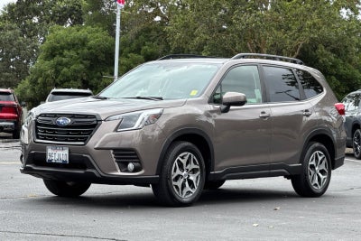 2023 Subaru Forester Premium