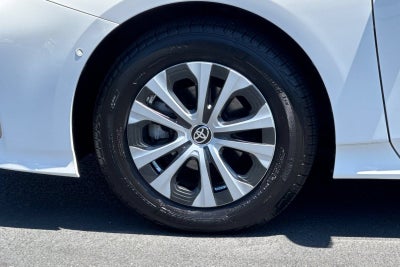 2019 Toyota Prius LE