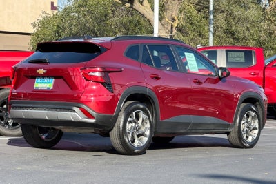 2025 Chevrolet Trax LT
