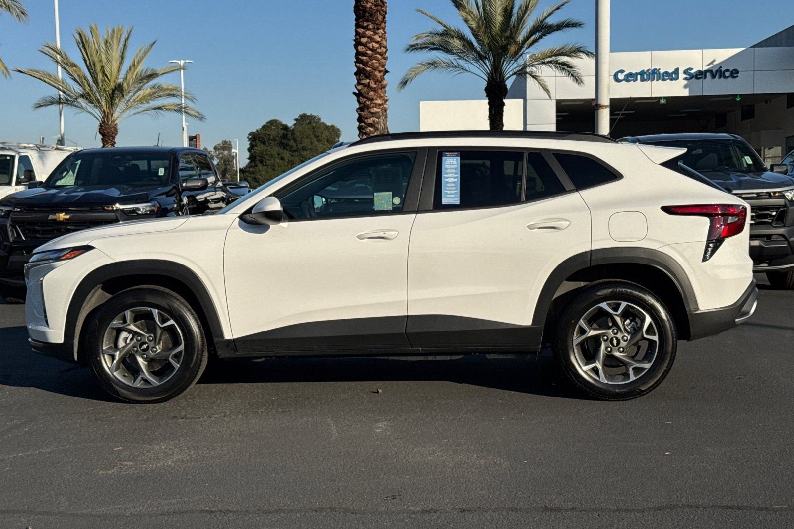 2025 Chevrolet Trax LT