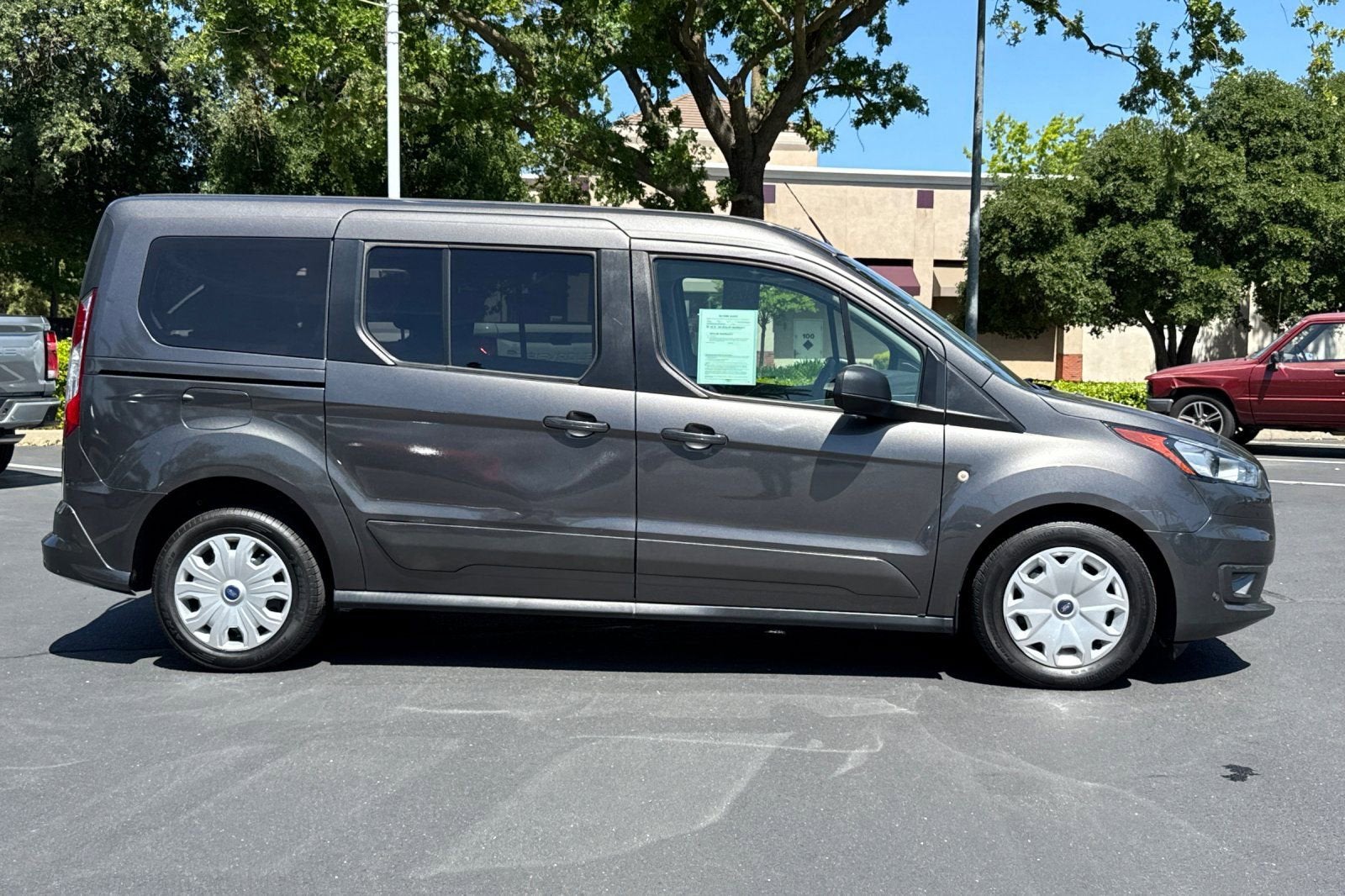 2022 Ford Transit Connect Wagon XLT