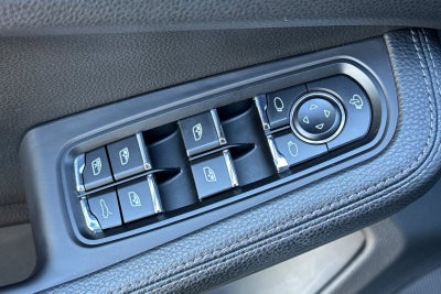 2024 Porsche Macan 4DR AWD