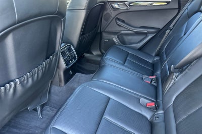 2024 Porsche Macan 4DR AWD