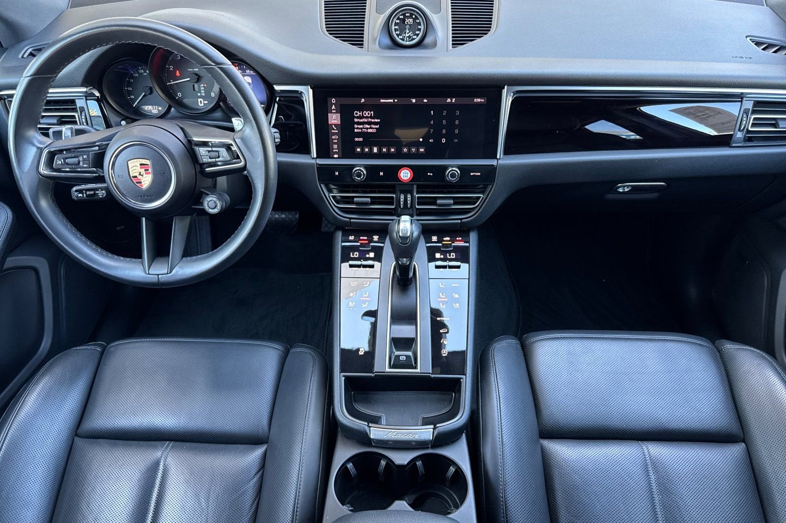 2024 Porsche Macan 4DR AWD