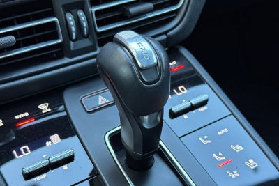 2024 Porsche Macan 4DR AWD