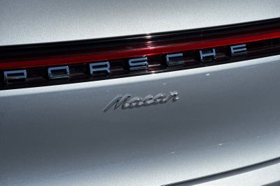 2024 Porsche Macan 4DR AWD